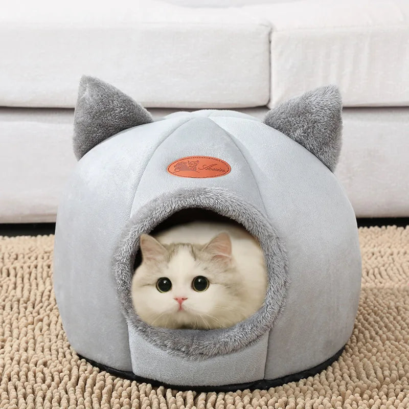 Cozy Deep Sleep Winter Cat Bed